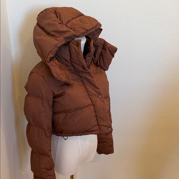 lululemon athletica cropped Brown Puffer Jacket - Picture 3 of 7